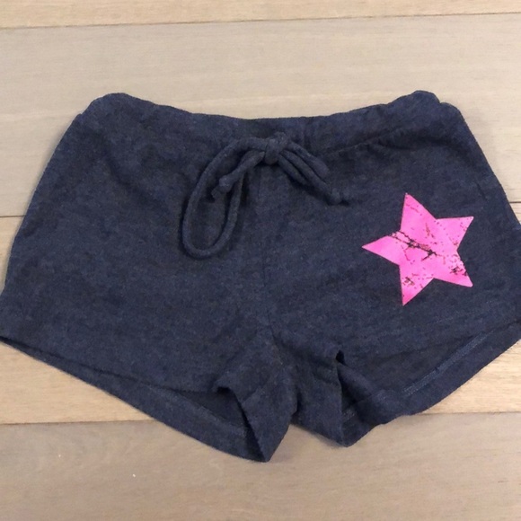 Revelation Girls shorts size M (8) - Picture 1 of 4
